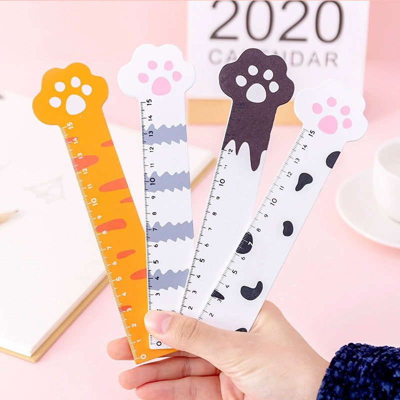 15-cm wooden drawing and measuring ruler with cat-claw shape