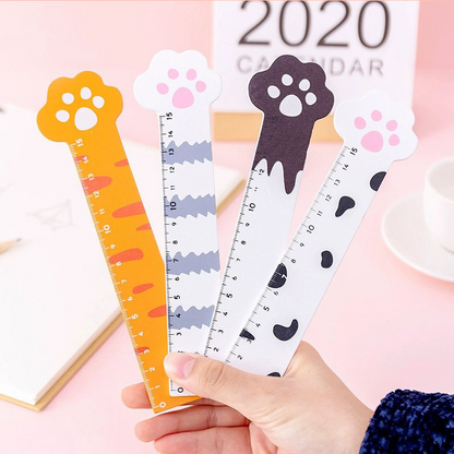 15-cm wooden drawing and measuring ruler with cat-claw shape