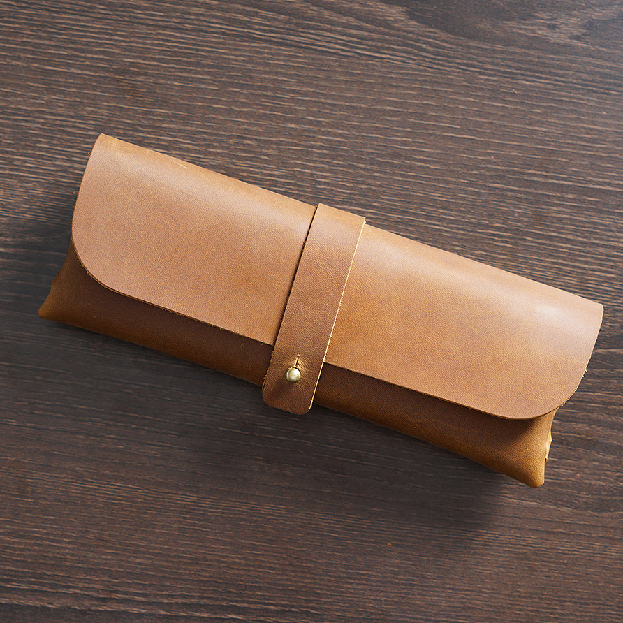 Retro-style top-grain cowhide Korean-style pencil case, simple and trendy, large capacity, glasses stationery box, pencil case, in stock.