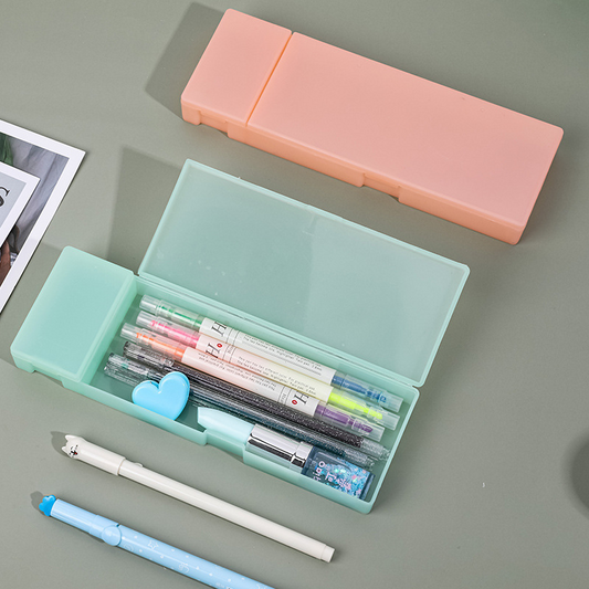 PP plastic pencil case, simple and multifunctional, designed for storing pencils and other materials.