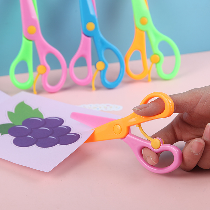 Craft scissors, children's plastic scissors, elementary school stationery, spring safety scissors, kindergarten